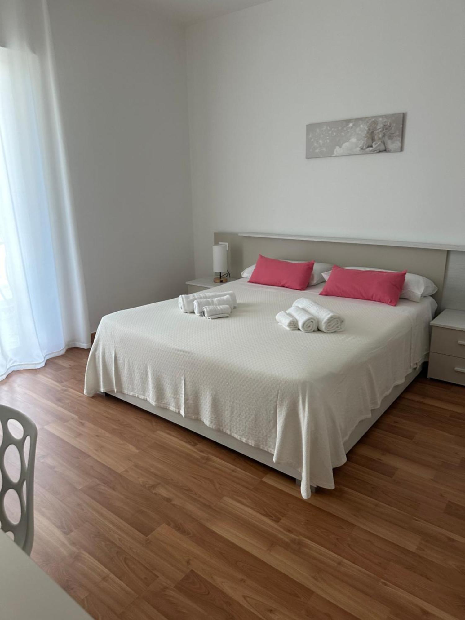 Bnb Nuova Vita Paola Exterior foto