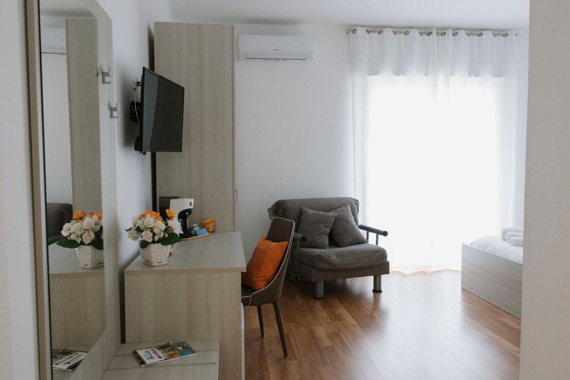 Bnb Nuova Vita Paola Exterior foto